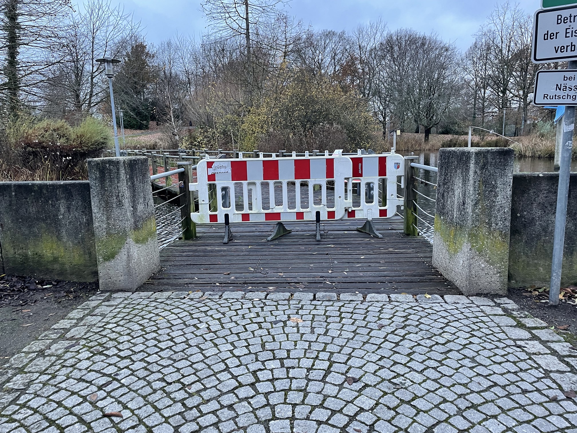 Sanierung der Brücke im Stadtpark